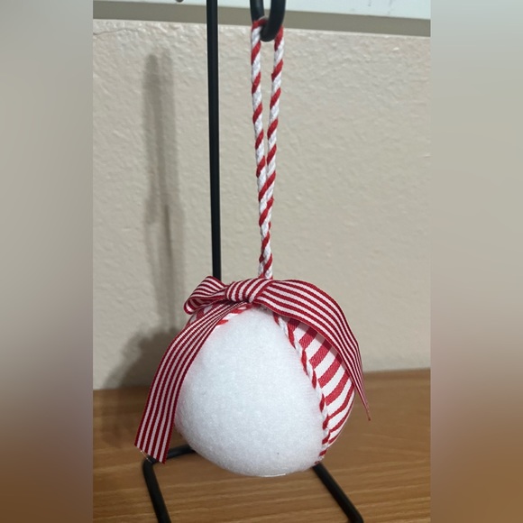 Holiday Time Christmas Ornaments - Picture 3 of 4